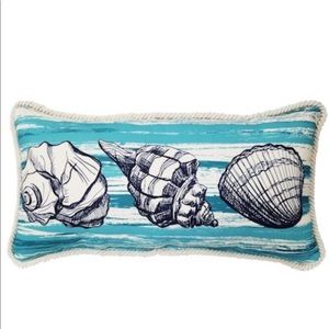 2 Allen + Roth Outdoor pillows